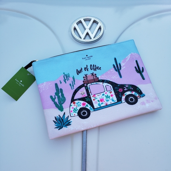 kate spade Handbags - Kate Spade New Horizons Out Of Office Gia Clutch
